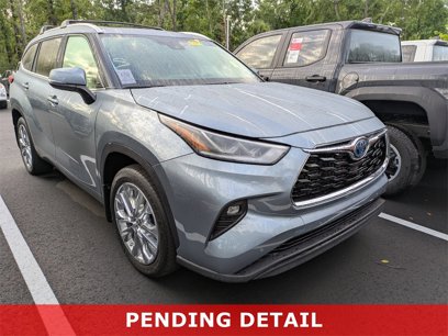 Used 2021 Toyota Highlander Limited