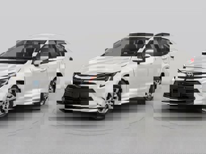 New 2025 Toyota Corolla LE