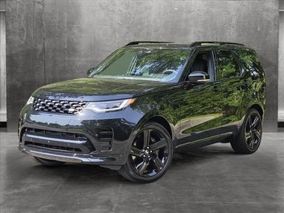 New 2024 Land Rover Discovery Dynamic SE