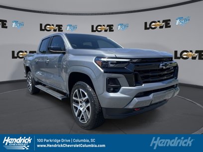 Used 2023 Chevrolet Colorado Z71 w/ Z71 Convenience Package 2