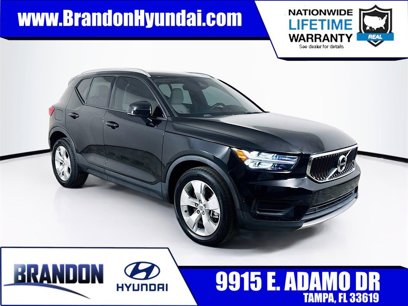 Used 2019 Volvo XC40 T4 Momentum