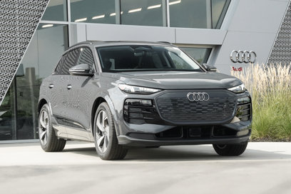 New 2025 Audi Q6 e-tron Prestige