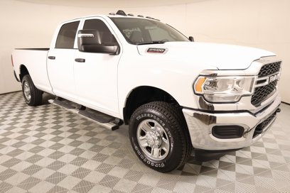 Used 2024 RAM 2500 Tradesman w/ Chrome Appearance Group