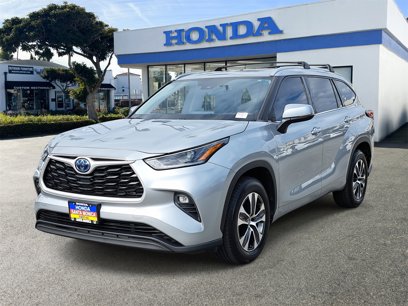 Used 2021 Toyota Highlander XLE