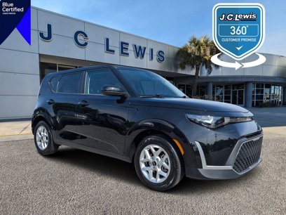 Used 2023 Kia Soul LX w/ Option Group 015