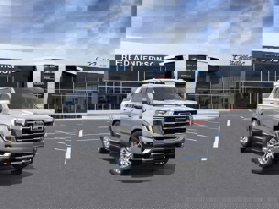 New 2025 GMC Yukon Elevation