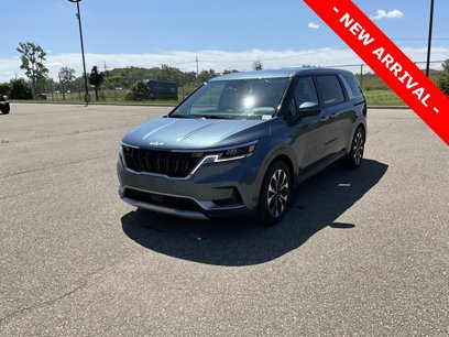 Used 2023 Kia Carnival EX