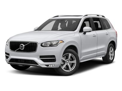 Used 2019 Volvo XC90 T5 Momentum w/ Multimedia Package