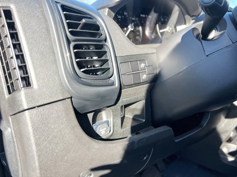 Used 2023 RAM ProMaster 2500 image 17