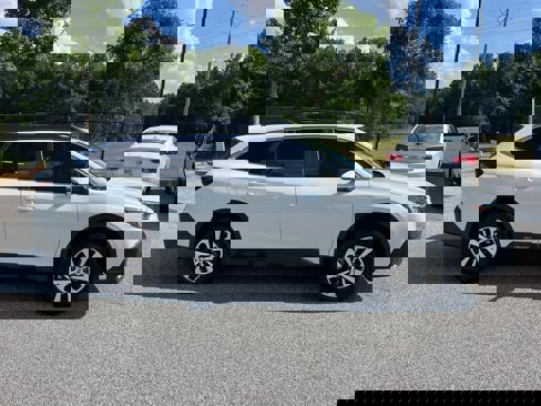 Certified 2022 Subaru Outback Premium image 8