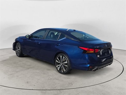 Used 2022 Nissan Altima 2.5 SR image 3