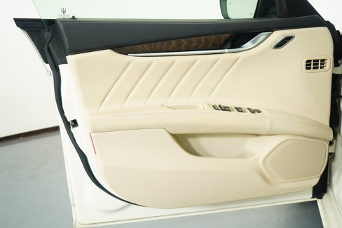 Used 2022 Maserati Ghibli Modena image 43