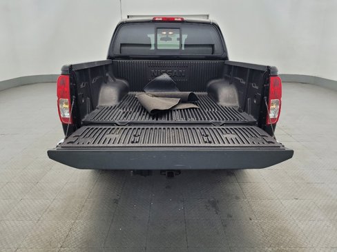 Used 2018 Nissan Frontier SV image 29