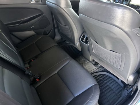 Used 2017 Hyundai Tucson SE Plus w/ Cargo Package image 27