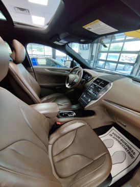 Used 2017 Lincoln MKC Reserve image 10
