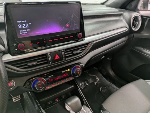 Used 2023 Kia Forte GT-Line w/ GT-Line Technology Package image 12