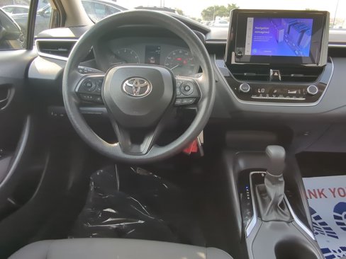 Used 2023 Toyota Corolla LE image 26