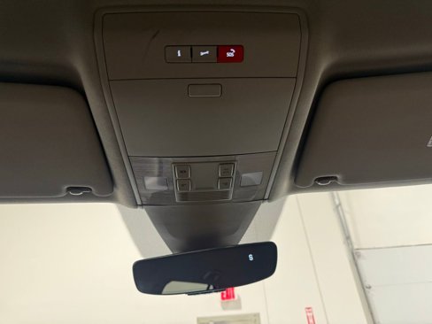 Used 2019 Volkswagen Atlas SE image 19