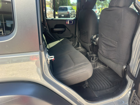 Used 2019 Jeep Wrangler Unlimited Sport S image 17