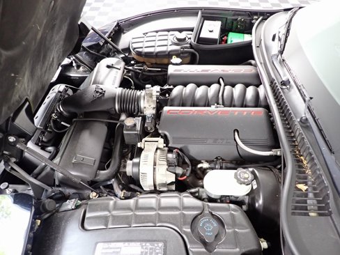 Used 2001 Chevrolet Corvette Coupe w/ Preferred Equipment Group2 image 4