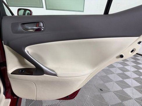 Used 2011 Lexus IS 250 image 33