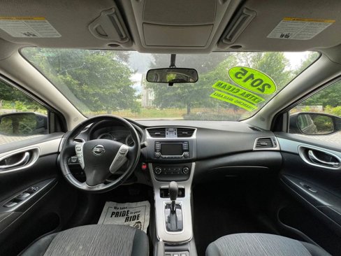 Used 2015 Nissan Sentra SV image 11