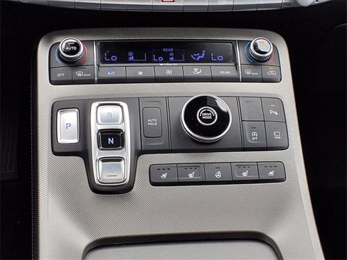 Used 2021 Hyundai Palisade Limited image 18