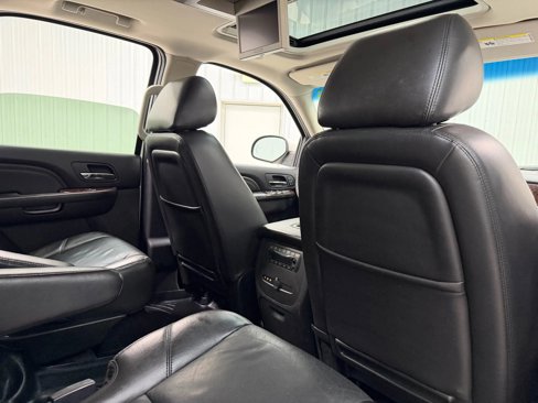 Used 2010 GMC Yukon Denali image 18