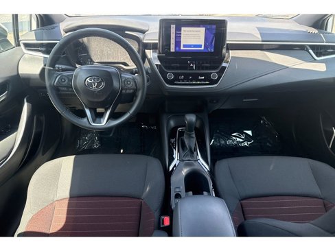 Used 2025 Toyota Corolla SE image 15