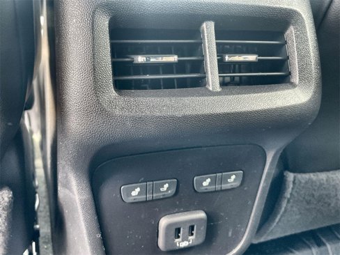 Used 2022 Chevrolet Equinox Premier image 22