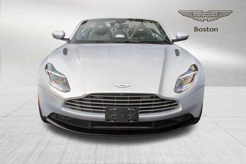 Used 2021 Aston Martin DB11 Volante image 4