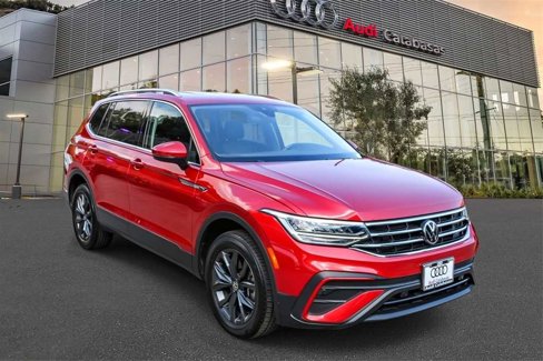 Used 2022 Volkswagen Tiguan SE image 5