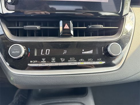 Used 2023 Toyota Corolla LE image 20