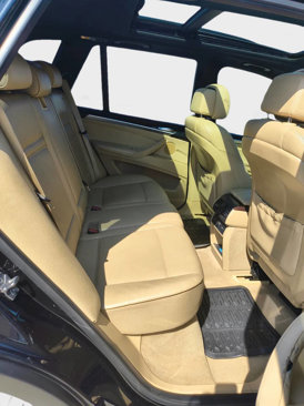 Used 2010 BMW X5 xDrive30i image 12