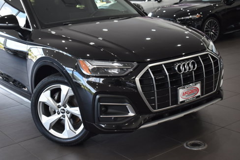 Used 2021 Audi Q5 Premium Plus w/ Premium Plus Package image 2