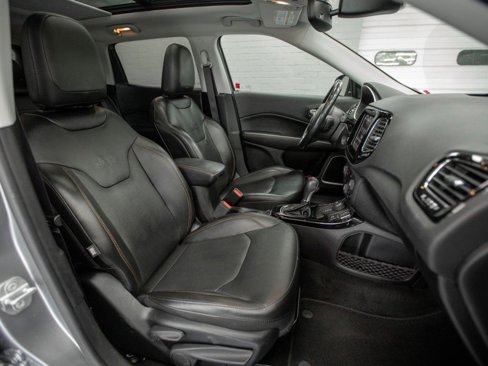 Used 2020 Jeep Compass Limited w/ Safety & Security Group image 23