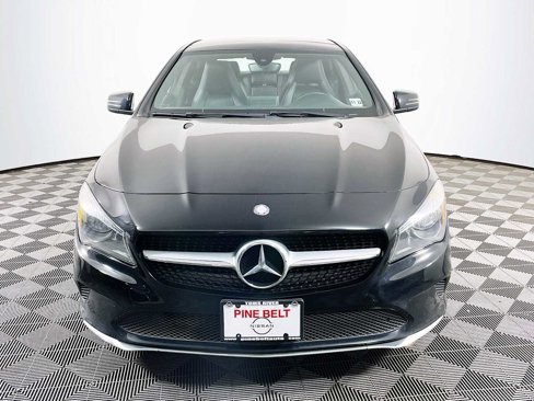 Used 2018 Mercedes-Benz CLA 250 4MATIC image 2
