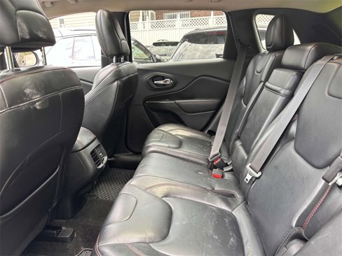 Used 2014 Jeep Cherokee Trailhawk w/ Comfort/Convenience Group image 14