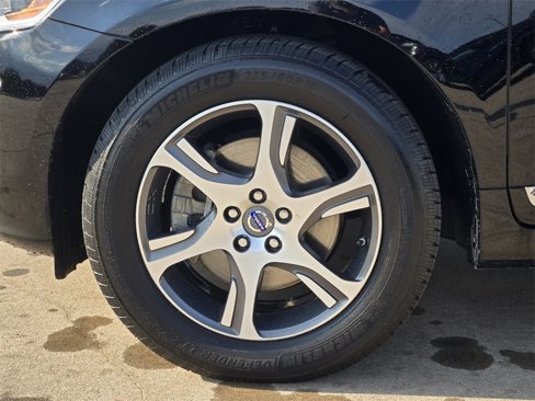 Used 2015 Volvo XC60 T6 image 14