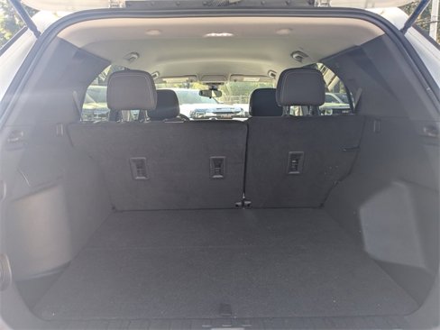 Used 2022 Chevrolet Equinox LS w/ Driver Confidence II Package image 12