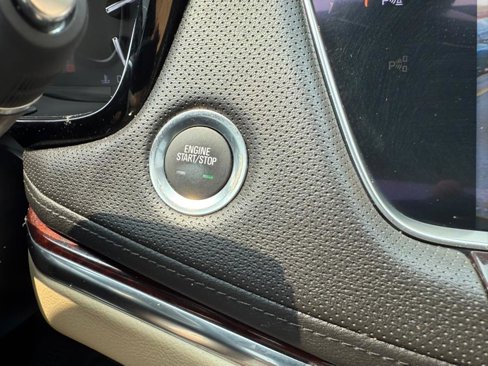Used 2019 Cadillac XT5 Luxury image 18