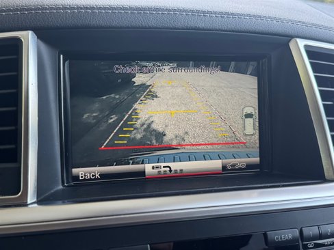 Used 2016 Mercedes-Benz GL 450 4MATIC image 8