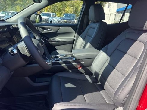 New 2026 Chevrolet Equinox LT w/ Convenience Package II image 9
