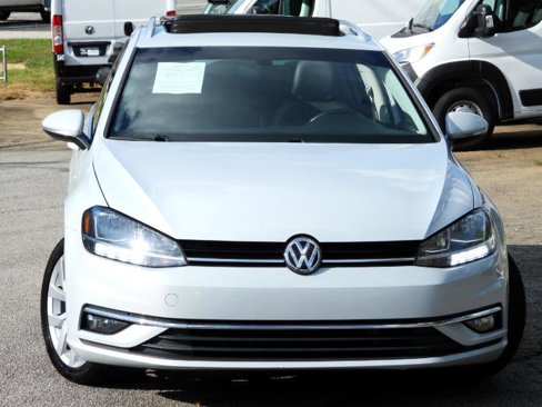 Used 2018 Volkswagen Golf SEL image 9