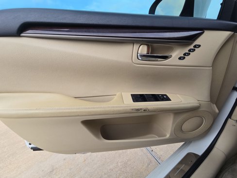 Used 2013 Lexus ES 350 image 9