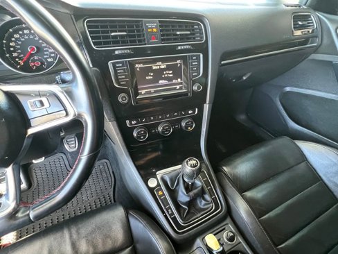 Used 2015 Volkswagen GTI Autobahn image 20