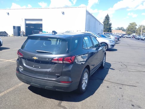 Certified 2022 Chevrolet Equinox LS image 3