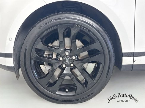 Used 2020 Land Rover Range Rover Evoque SE image 37