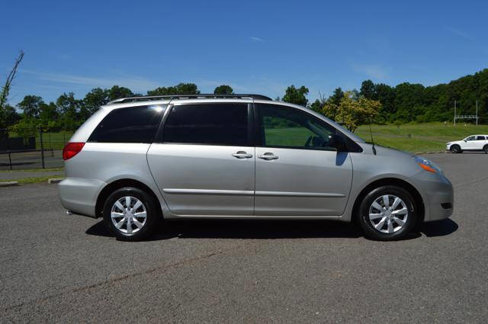 Used 2008 Toyota Sienna LE image 60