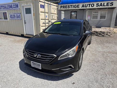 Used 2016 Hyundai Sonata SE image 1